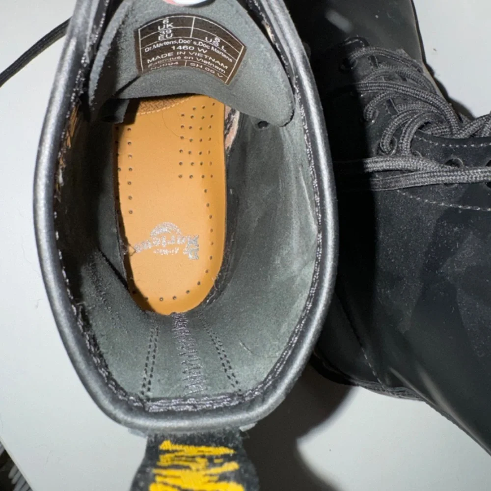 Dr Martens Women's 1460 Slip Resistant Boots - Picture 6 of 7